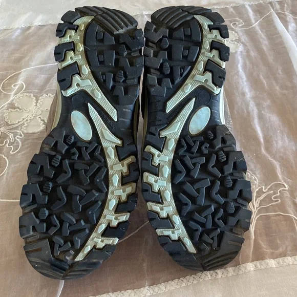 Denali Hiking Boots - Picture 6 of 6